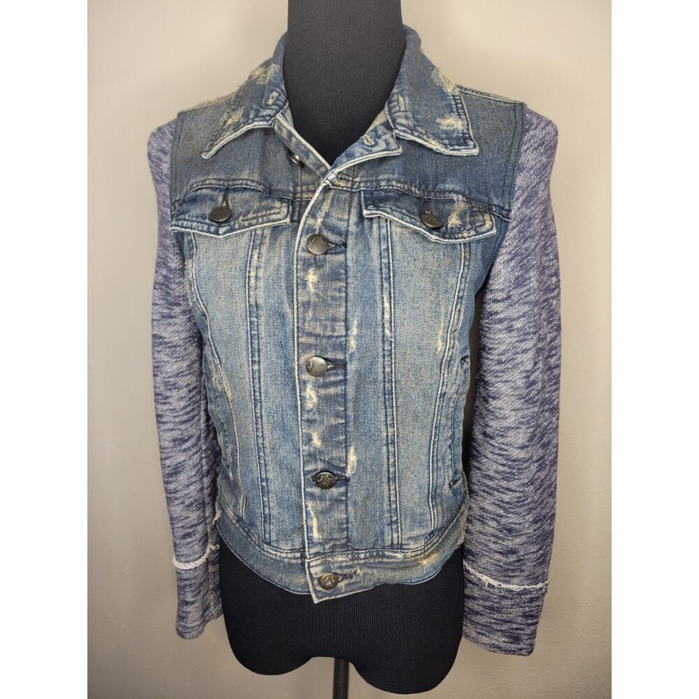 FREE PEOPLE XS Distressed Blue Denim Jacket Knit Sleeves Women’s Jean Coat